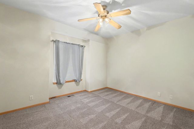 13901 E Whitewood St, Wichita, KS 67230