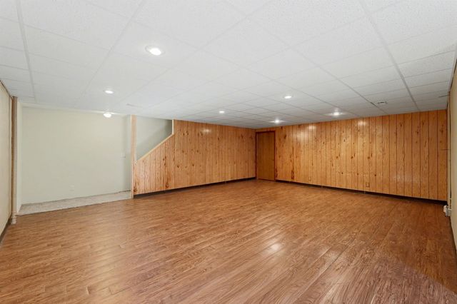 13901 E Whitewood St, Wichita, KS 67230