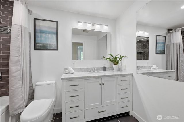 3754 NE 194th Street, Lake Forest Park, WA 98155