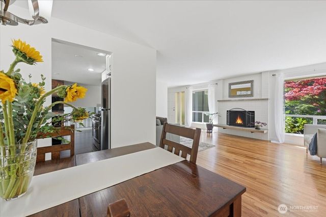 3754 NE 194th Street, Lake Forest Park, WA 98155