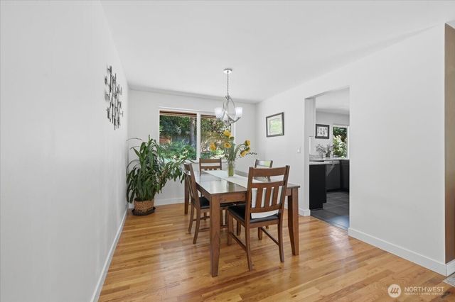 3754 NE 194th Street, Lake Forest Park, WA 98155