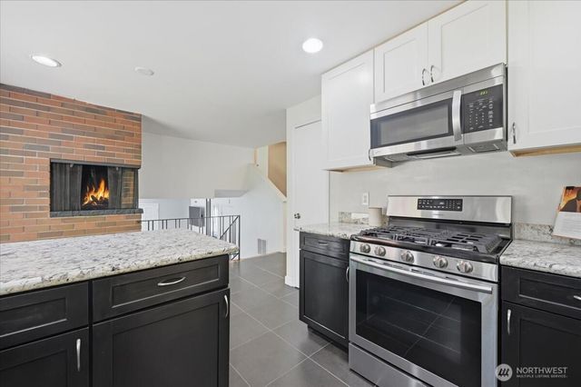 3754 NE 194th Street, Lake Forest Park, WA 98155