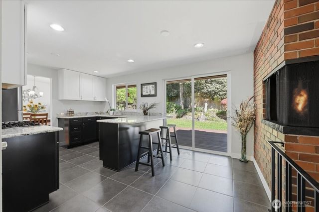 3754 NE 194th Street, Lake Forest Park, WA 98155