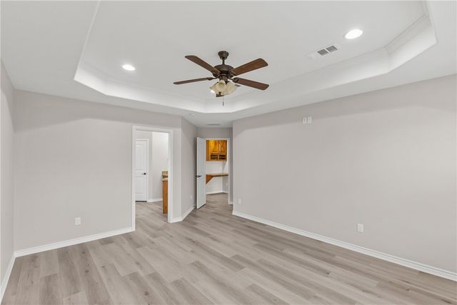 1001 Meadow Wood, Caldwell, TX 77836