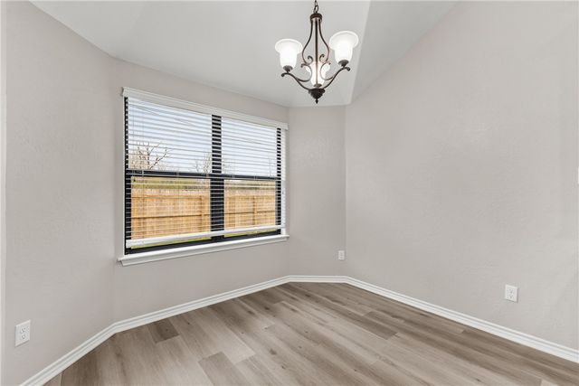 1001 Meadow Wood, Caldwell, TX 77836