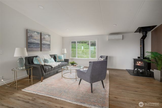 2192 Nautilus Road, Freeland, WA 98249