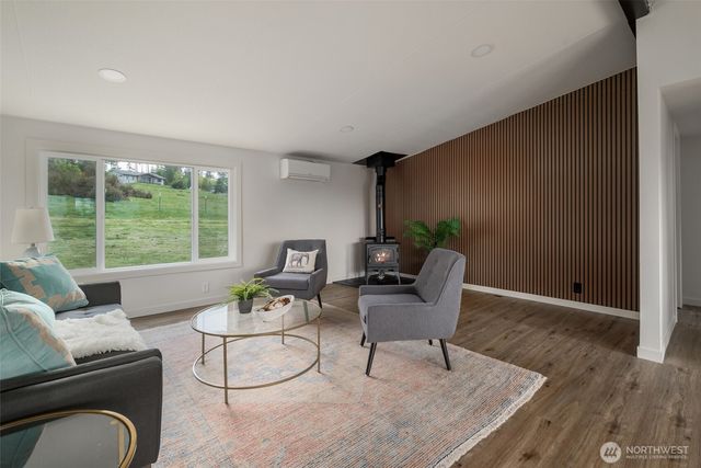 2192 Nautilus Road, Freeland, WA 98249