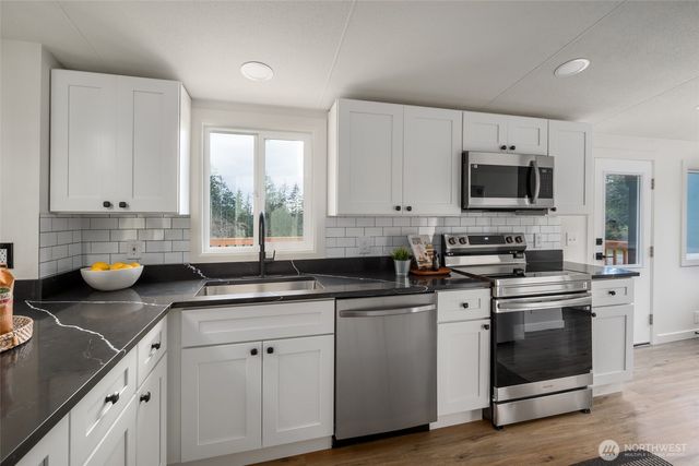 2192 Nautilus Road, Freeland, WA 98249