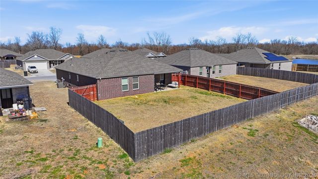 7540 E 158th Street S, Bixby, OK 74008