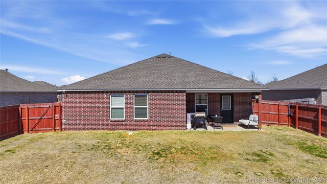 7540 E 158th Street S, Bixby, OK 74008