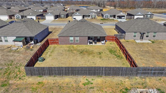 7540 E 158th Street S, Bixby, OK 74008