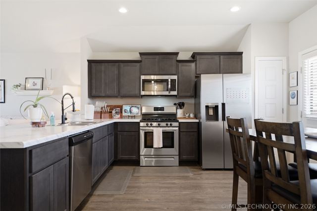 7540 E 158th Street S, Bixby, OK 74008