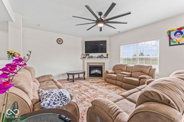 5924 Wintersweet Lane, Whitestown, IN 46075