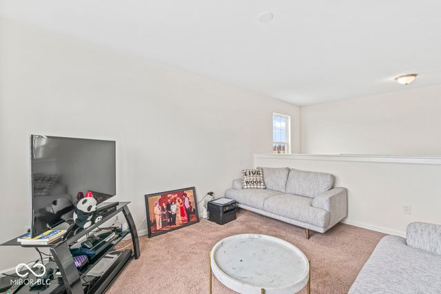 5924 Wintersweet Lane, Whitestown, IN 46075