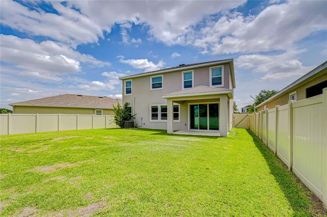 16607 GOOSE RIBBON PLACE, Wimauma, FL 33598