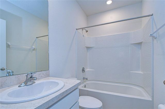 16607 GOOSE RIBBON PLACE, Wimauma, FL 33598