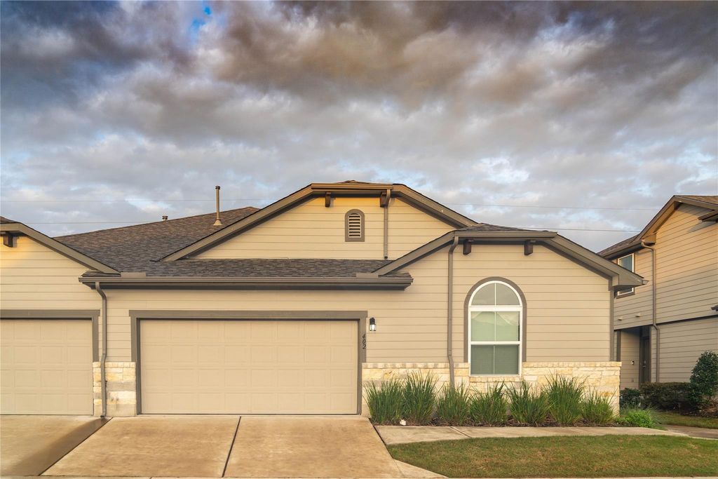 13700 Sage Grouse DR 402, Austin, TX 78729