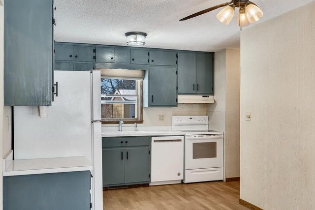 2631 Lakeshore DRIVE, La Crosse, WI 54603