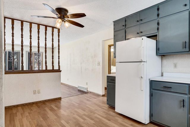 2631 Lakeshore DRIVE, La Crosse, WI 54603