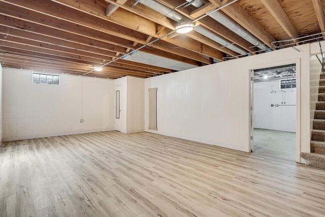 2631 Lakeshore DRIVE, La Crosse, WI 54603