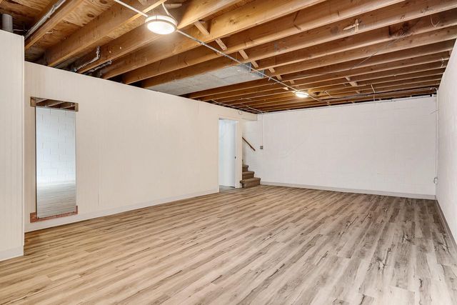 2631 Lakeshore DRIVE, La Crosse, WI 54603