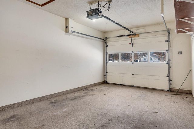 2631 Lakeshore DRIVE, La Crosse, WI 54603