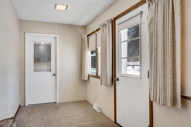 2631 Lakeshore DRIVE, La Crosse, WI 54603