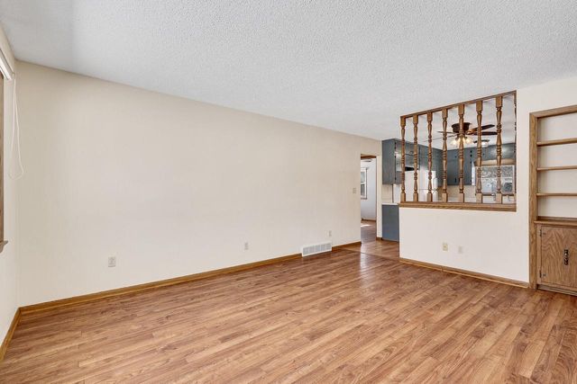 2631 Lakeshore DRIVE, La Crosse, WI 54603