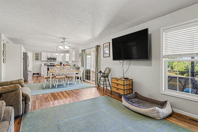 22680 Davis Lake Street, Edwardsburg, MI 49112