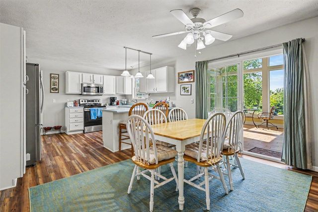 22680 Davis Lake Street, Edwardsburg, MI 49112