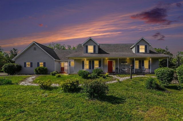 22680 Davis Lake Street, Edwardsburg, MI 49112