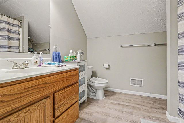 22680 Davis Lake Street, Edwardsburg, MI 49112