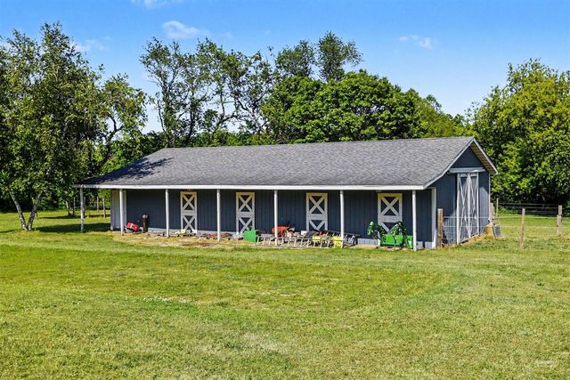 22680 Davis Lake Street, Edwardsburg, MI 49112