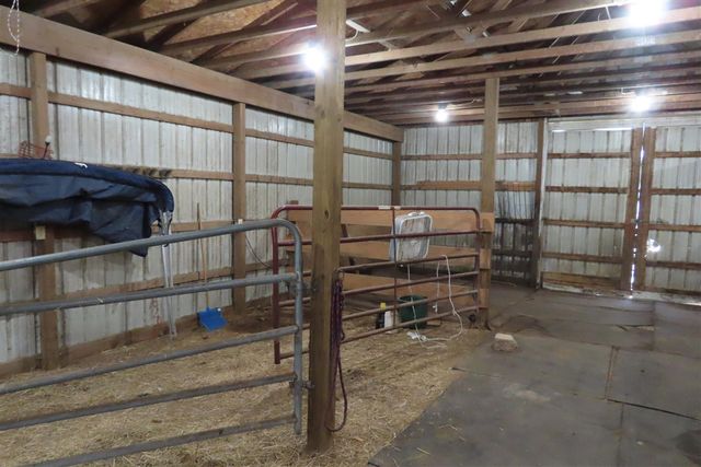 22680 Davis Lake Street, Edwardsburg, MI 49112