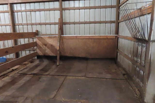22680 Davis Lake Street, Edwardsburg, MI 49112