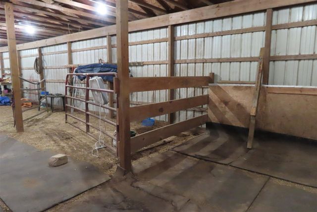 22680 Davis Lake Street, Edwardsburg, MI 49112