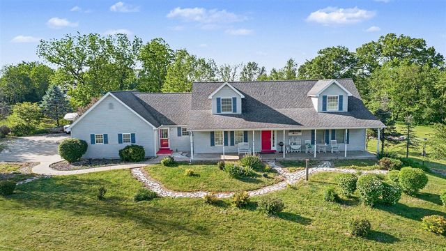 22680 Davis Lake Street, Edwardsburg, MI 49112