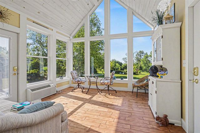 22680 Davis Lake Street, Edwardsburg, MI 49112