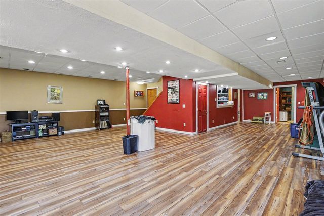 22680 Davis Lake Street, Edwardsburg, MI 49112