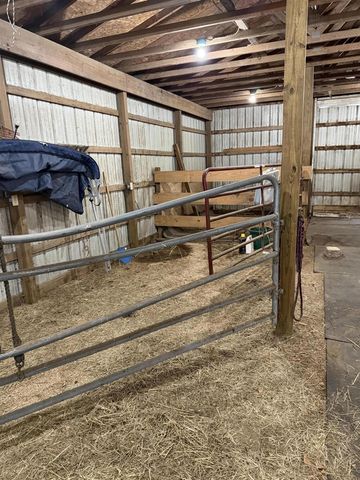 22680 Davis Lake Street, Edwardsburg, MI 49112
