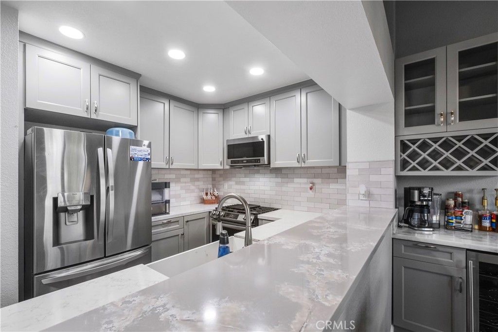4900 N Grand, Covina, CA 91724