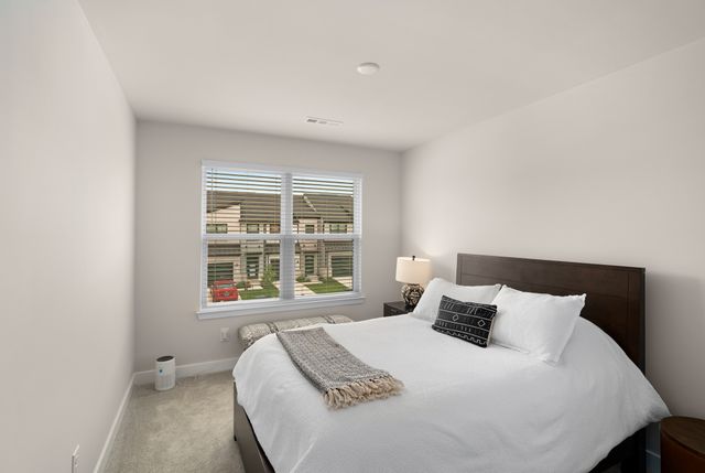 1121 Riverbrook Dr, Gallatin, TN 37066