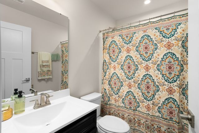 1121 Riverbrook Dr, Gallatin, TN 37066