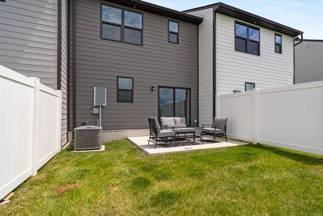 1121 Riverbrook Dr, Gallatin, TN 37066