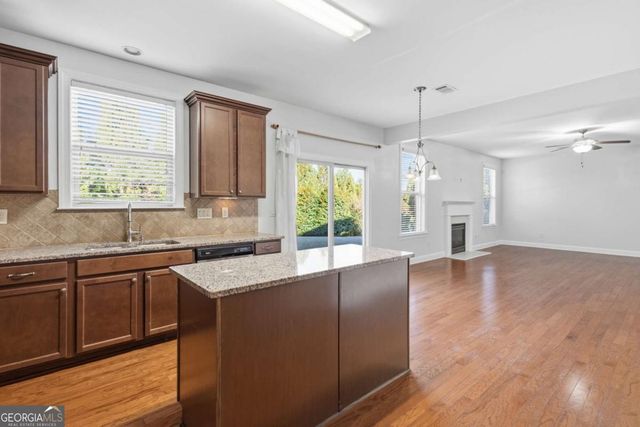 1393 Chelsea Falls Lane, Suwanee, GA 30024