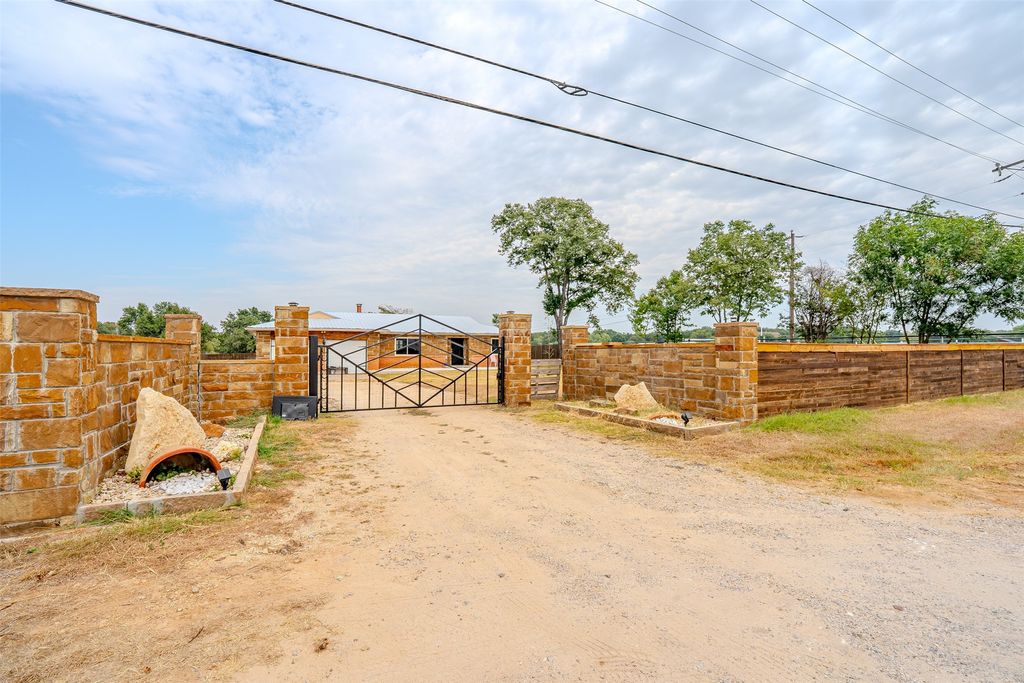 2212 Acton Highway, Granbury, TX 76049 — photo 4