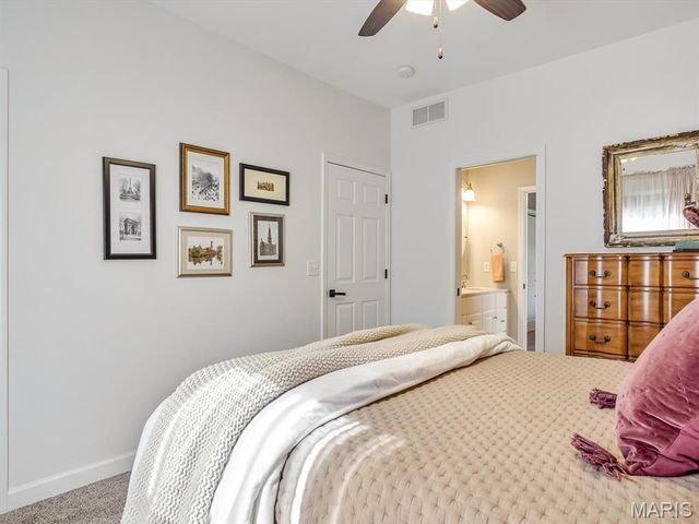 405 Wolfpass Drive, O'fallon, IL 62269