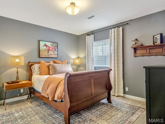 405 Wolfpass Drive, O'fallon, IL 62269