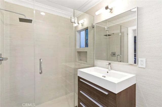 281 N Colorado, Long Beach, CA 90803