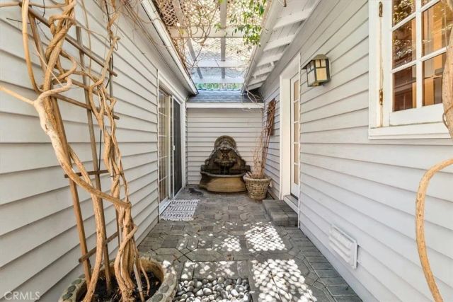 281 N Colorado, Long Beach, CA 90803